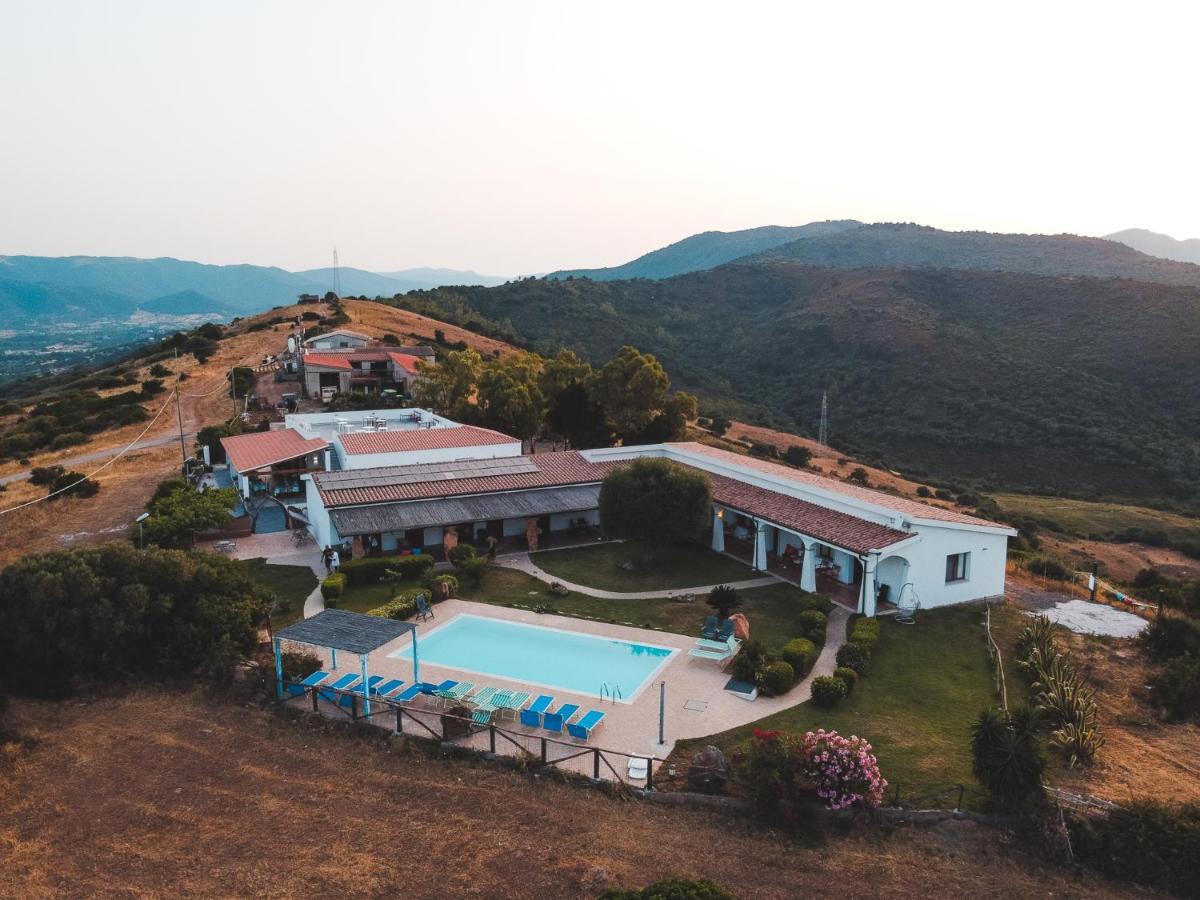 Agriturismo Irghitula Posada  Exteriér fotografie