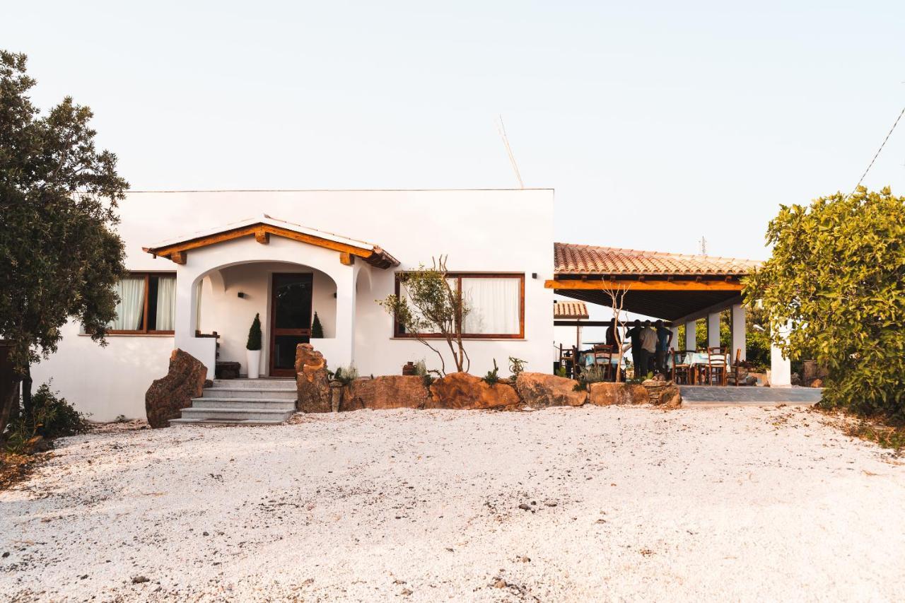 Agriturismo Irghitula Posada  Exteriér fotografie
